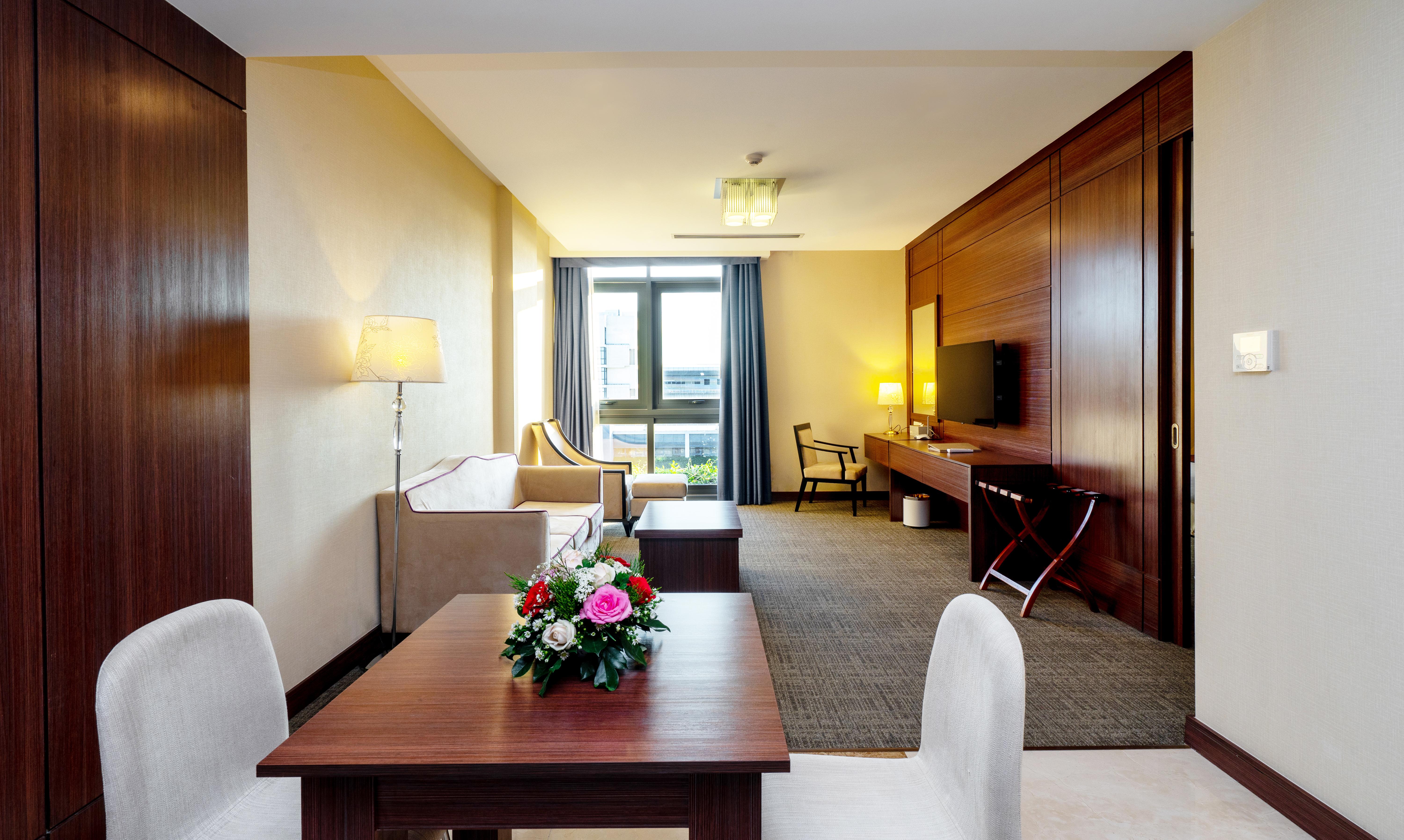 Becamex Hotel New City Thu Dau Mot Eksteriør billede