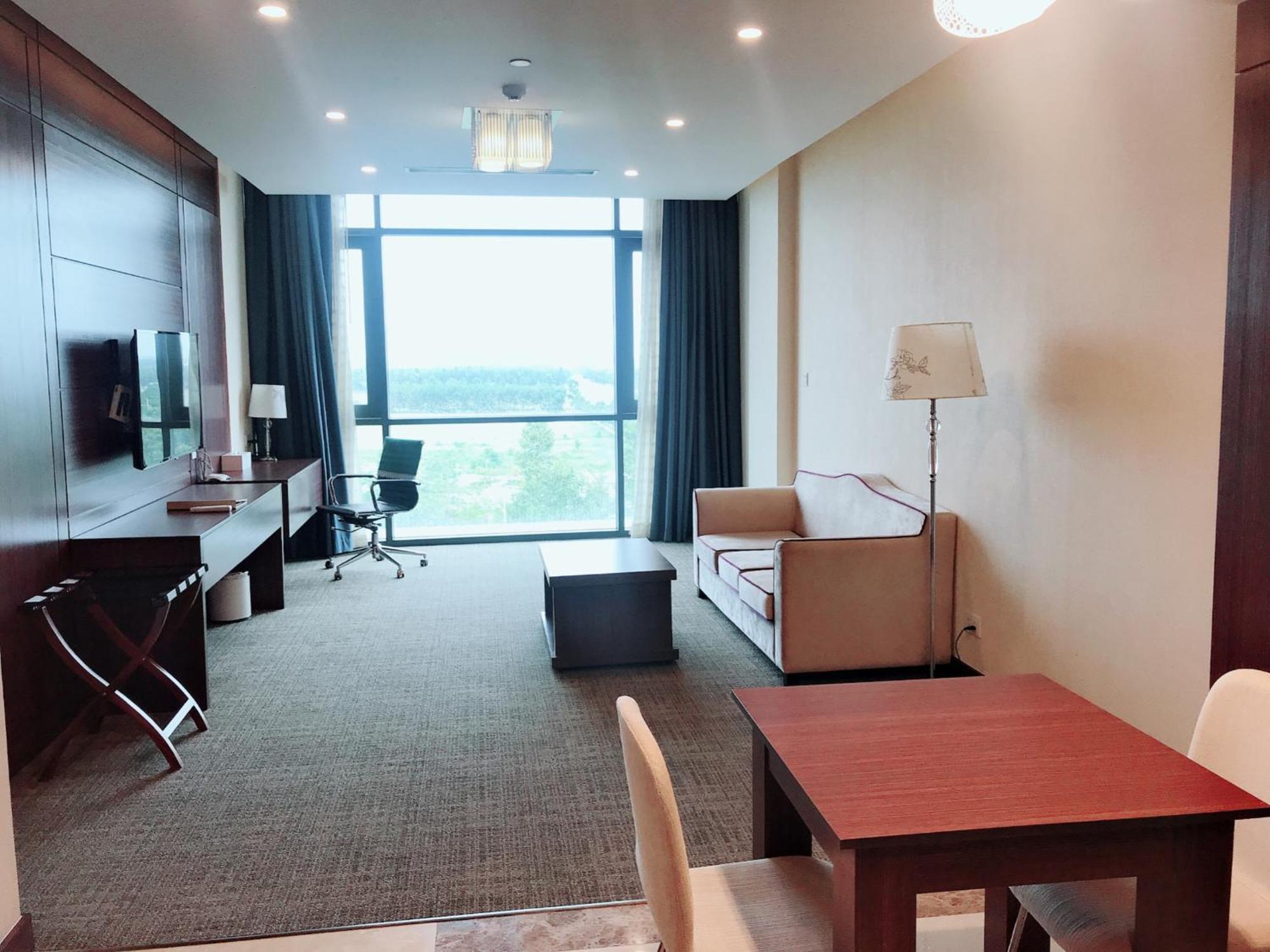 Becamex Hotel New City Thu Dau Mot Eksteriør billede